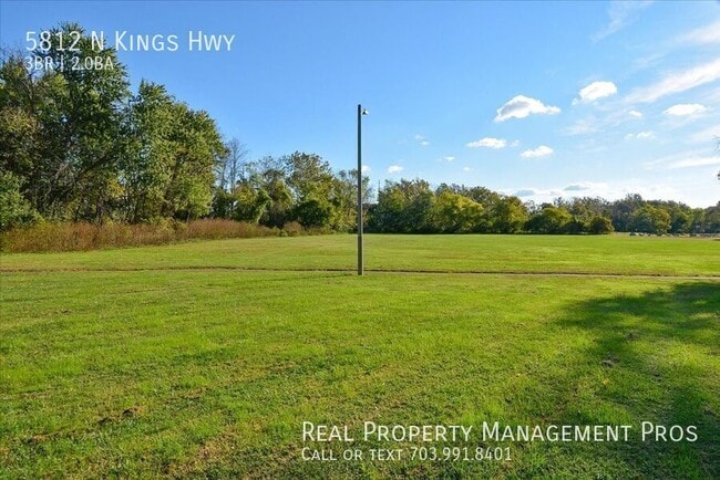 Building Photo - 5812 N Kings Hwy
