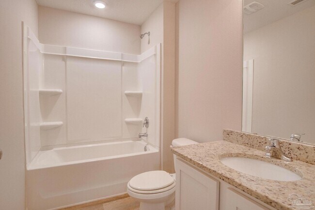 Building Photo - 7818 Lakeside Oaks Dr