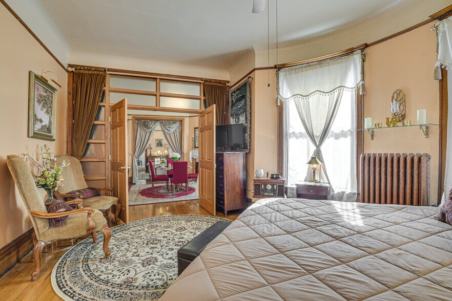 Building Photo - 3461 W Adams St