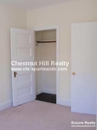 Building Photo - 1223 Beacon St