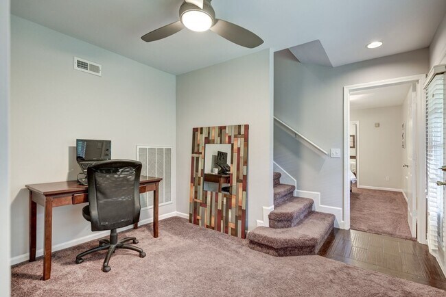 Building Photo - Beautiful home in the Woodlands