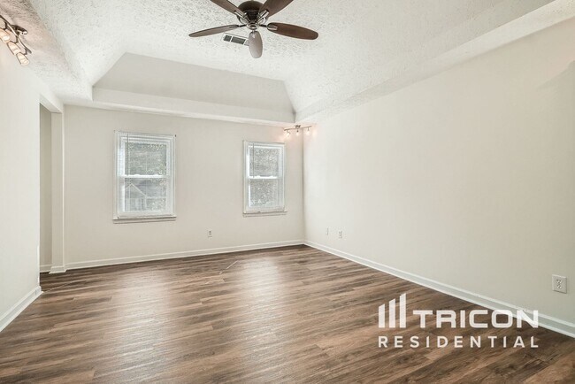 Building Photo - 75 Picketts Ridge Ct