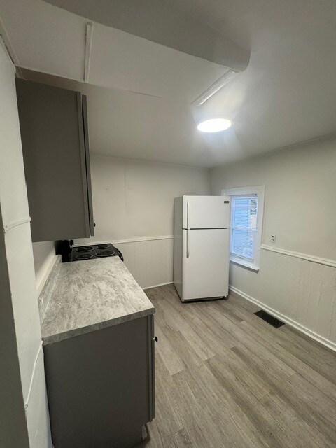 Building Photo - 409 Beech St