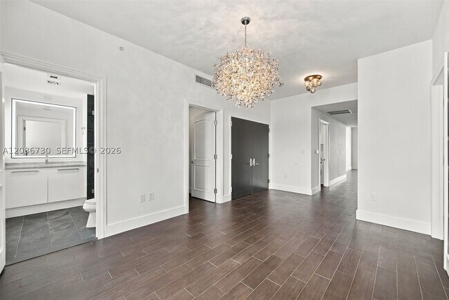 Building Photo - 900 Biscayne Blvd