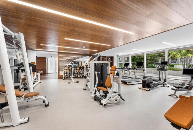 Building Photo - 210 SE Mizner Blvd