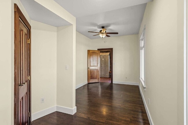 Building Photo - 248 Walker Ave