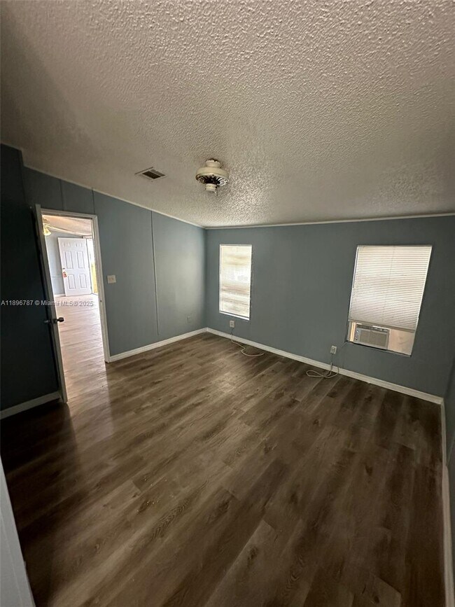Building Photo - 11863 Atlantic Cir