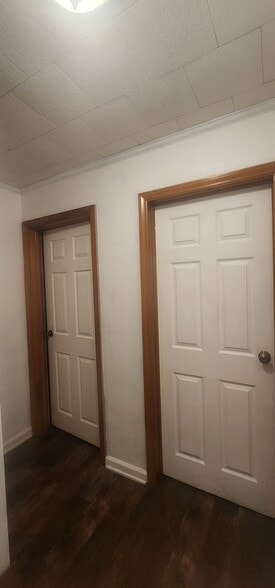 Building Photo - 406 NE 74th St