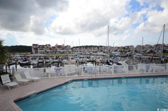 Building Photo - 1473 S Mariners Pointe