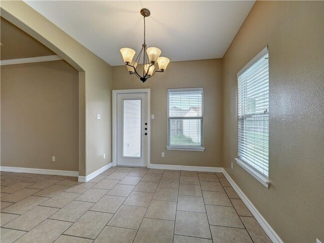 Building Photo - 4 BD 2BTH house in Flour Bluff