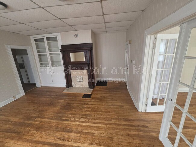 Building Photo - 41 Westwood Pl