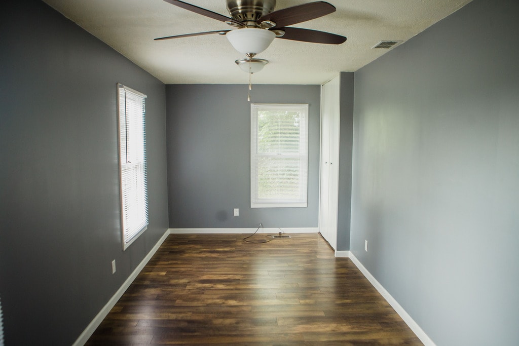 Building Photo - 3321 N Kinser Pike