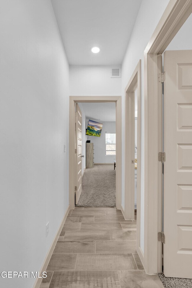 Building Photo - 12614 Amesbury Dr