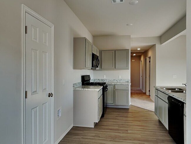 Building Photo - 1029 E Stetson Ln