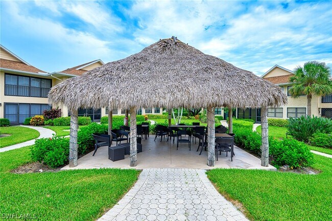 Building Photo - 1100 9th St S