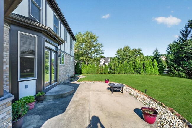 Building Photo - 13636 Falcon Way