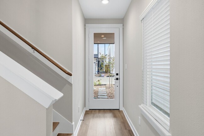 Building Photo - 413 Stonework Garden Ln