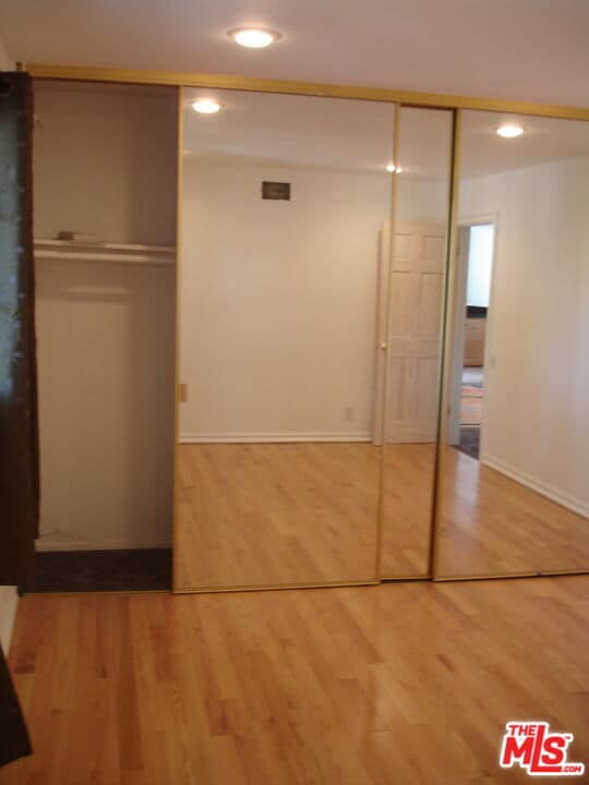 Building Photo - 6721 Melba Ave