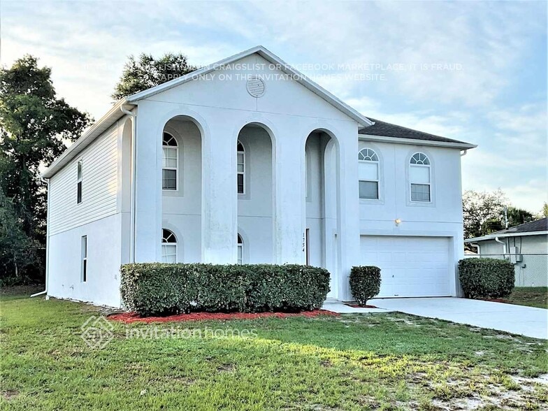 Building Photo - 1754 McFarlane Ave