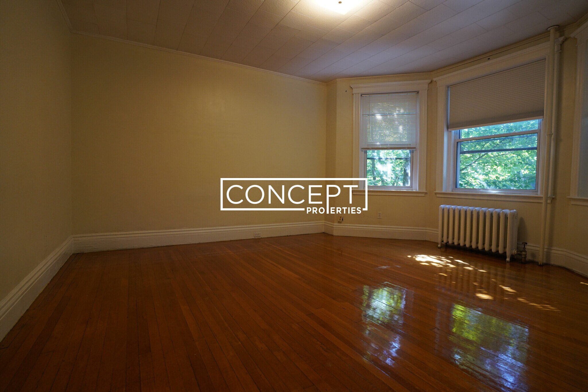 Building Photo - 18 Euston St