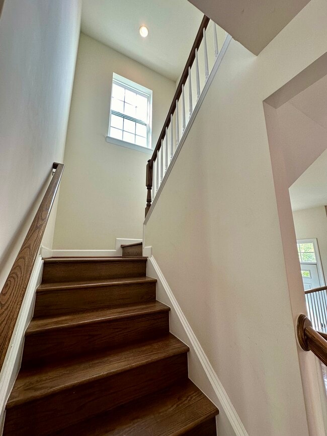 Building Photo - 20284 Center Brook Square