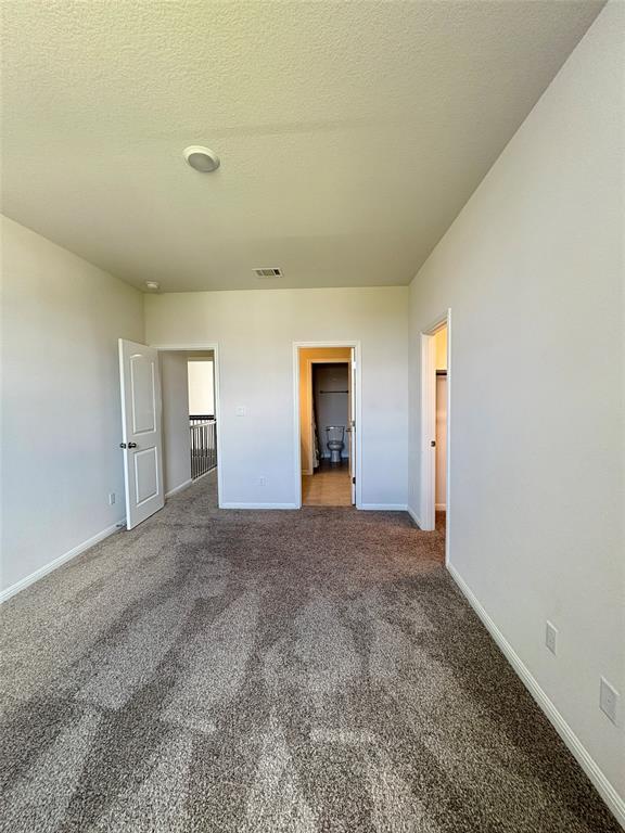 Building Photo - 2904 Fallcrest Bnd