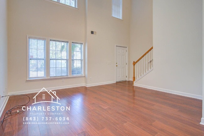 Building Photo - 100 Chinquapin Dr