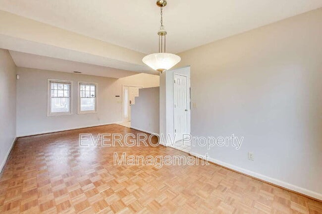 Building Photo - 11309 Lynchburg Way