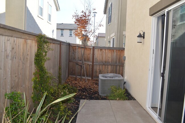 Building Photo - 8876 Ariston Ln