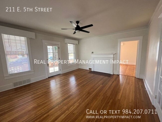 Building Photo - 211 E 5th St