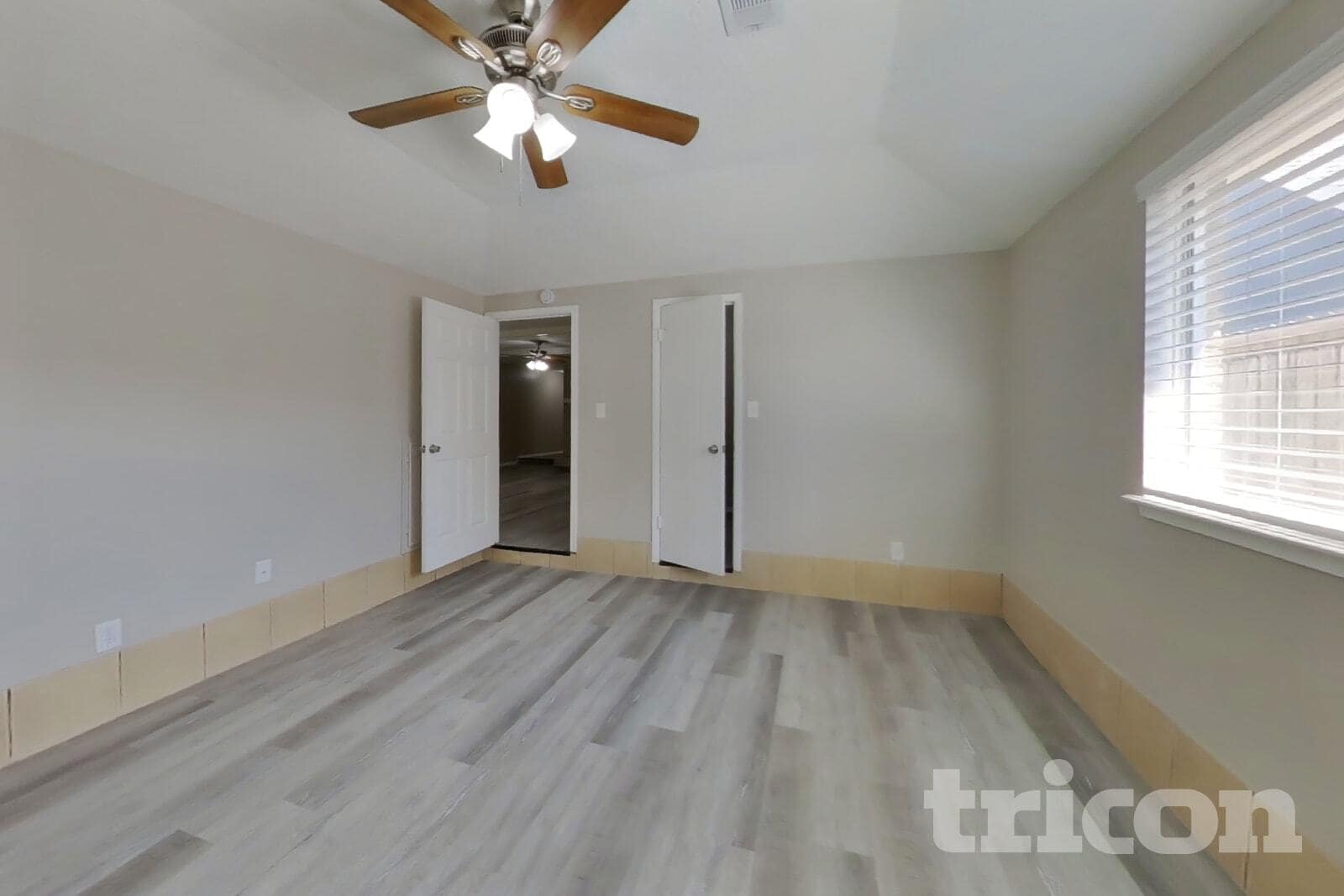 Building Photo - 3815 Regency Dr