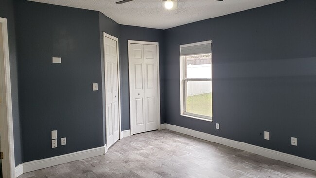 Building Photo - 5141 Pine Needle Dr