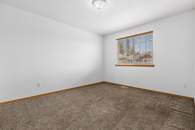 Building Photo - 4109 150th St SE