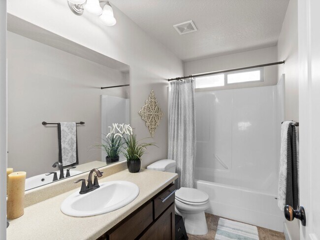 Building Photo - Beautiful Bluffdale home for rent!