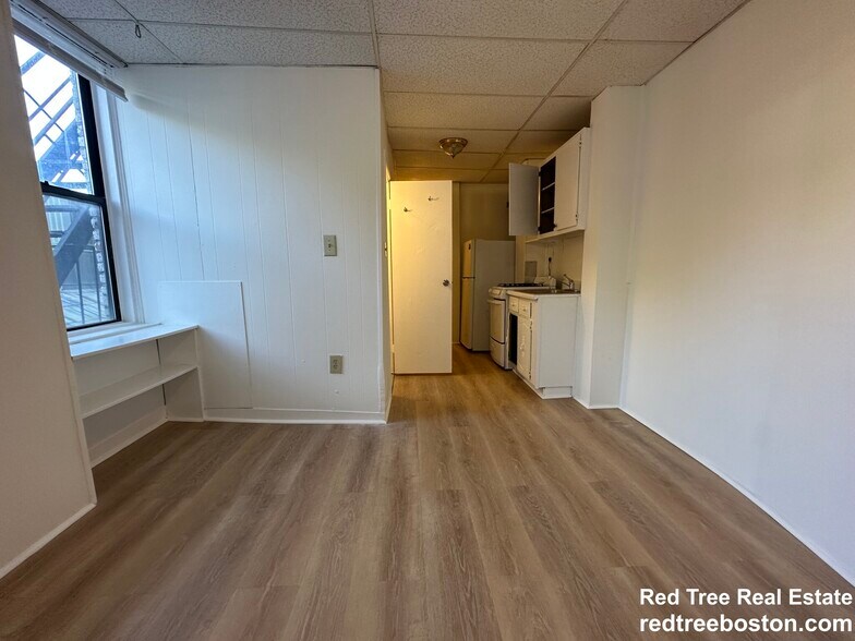 Building Photo - 44A Joy St