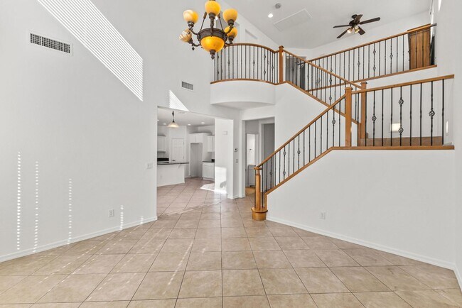 Building Photo - 2535 W Lucia Dr