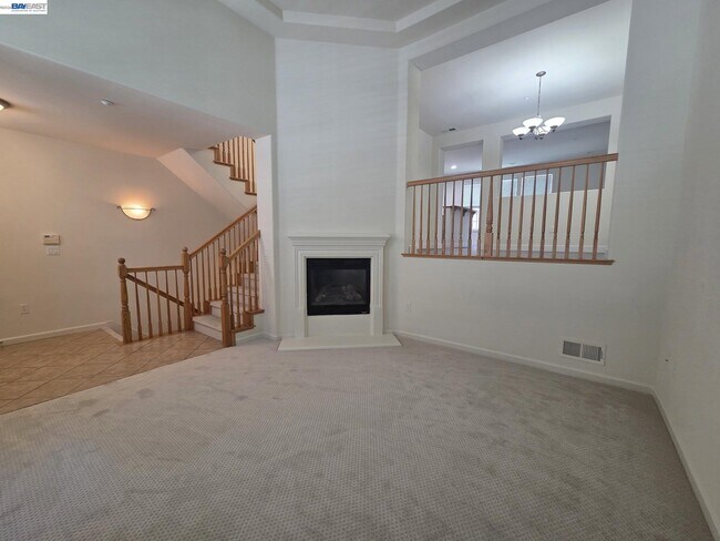 Building Photo - 3727 Whitworth Dr