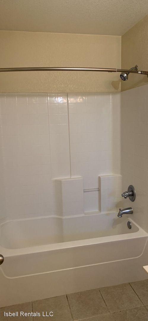 Building Photo - 4 br, 2 bath House - 2501 Wisteria Lane