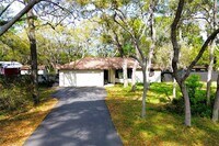 Building Photo - 3201 Bartlett St