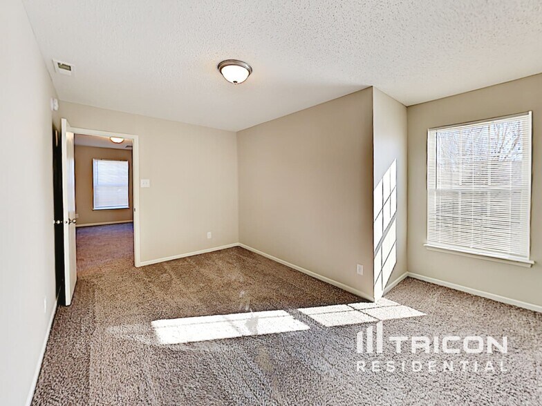 Building Photo - 9340 W Dockside Cir