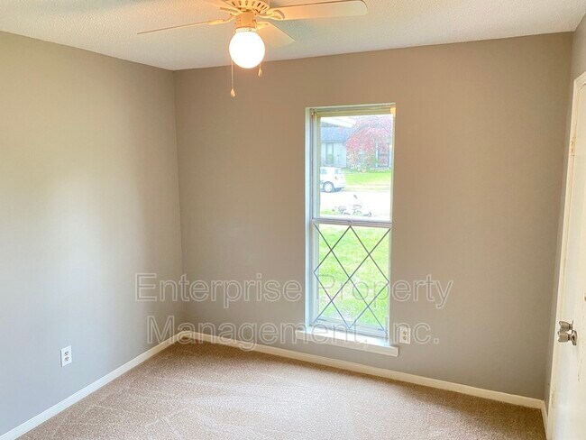 Building Photo - 3681 Barberry St