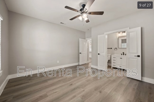 Building Photo - 3329 Hemphill St