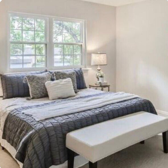 Building Photo - 3850 Paseo del Prado