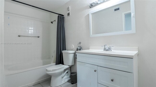 Building Photo - 10371 SW 150th Pl