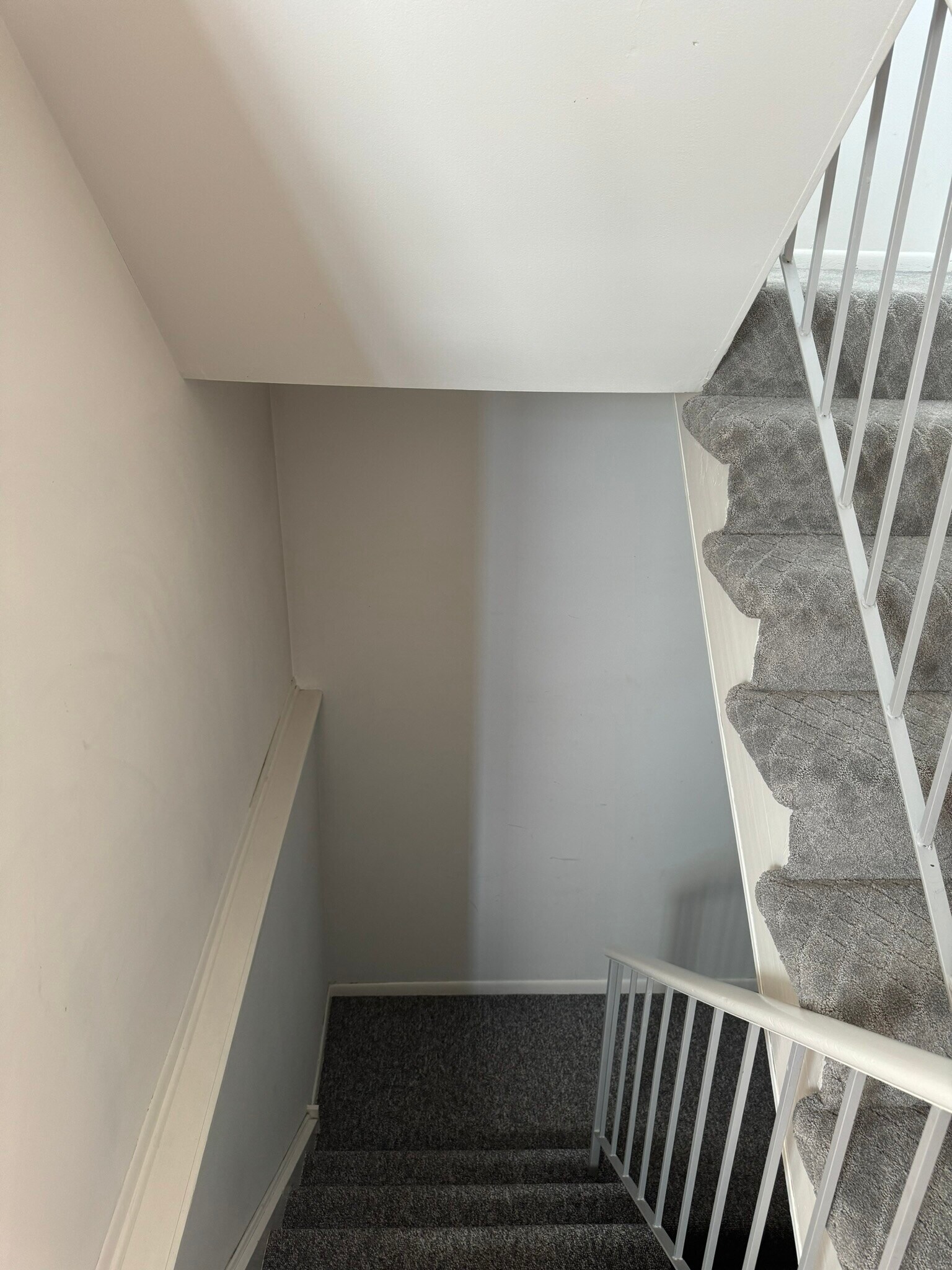 Building Photo - 7S485 Lynn Dr