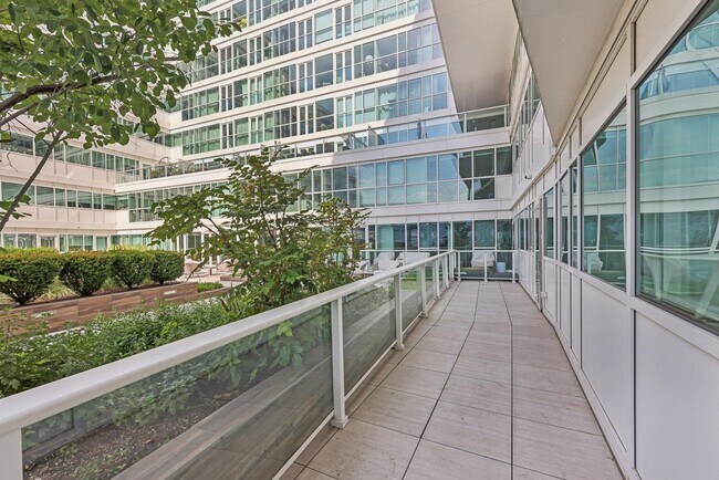 Building Photo - 800 Ave at Port Imperial Blvd