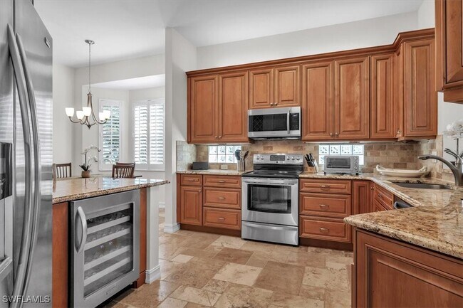 Building Photo - 749 Bentwater Cir