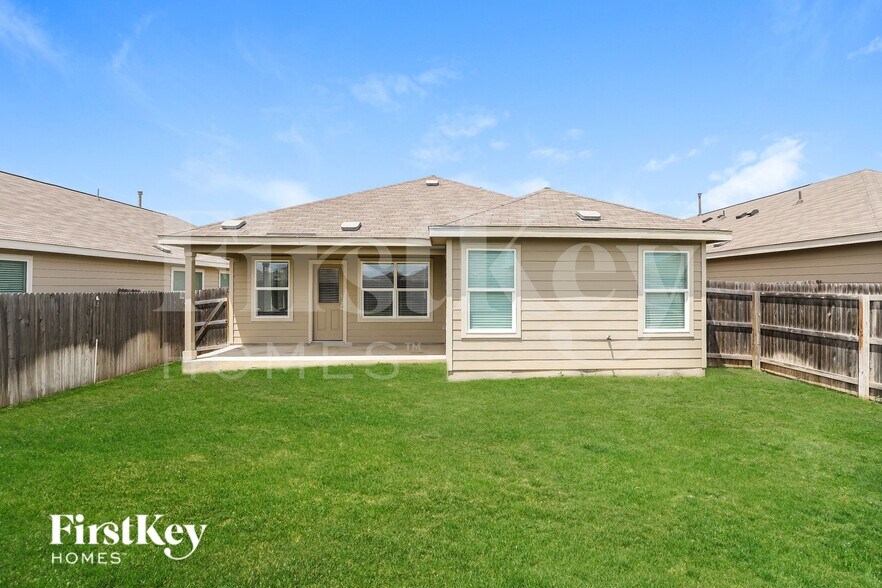 Building Photo - 1220 Treehouse Ln