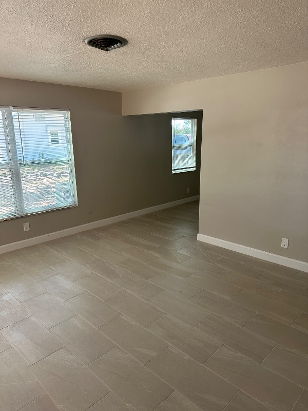 Building Photo - 7309 44th Ave N