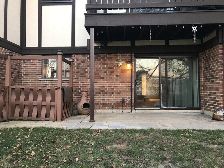Building Photo - 2279 Enlund Dr